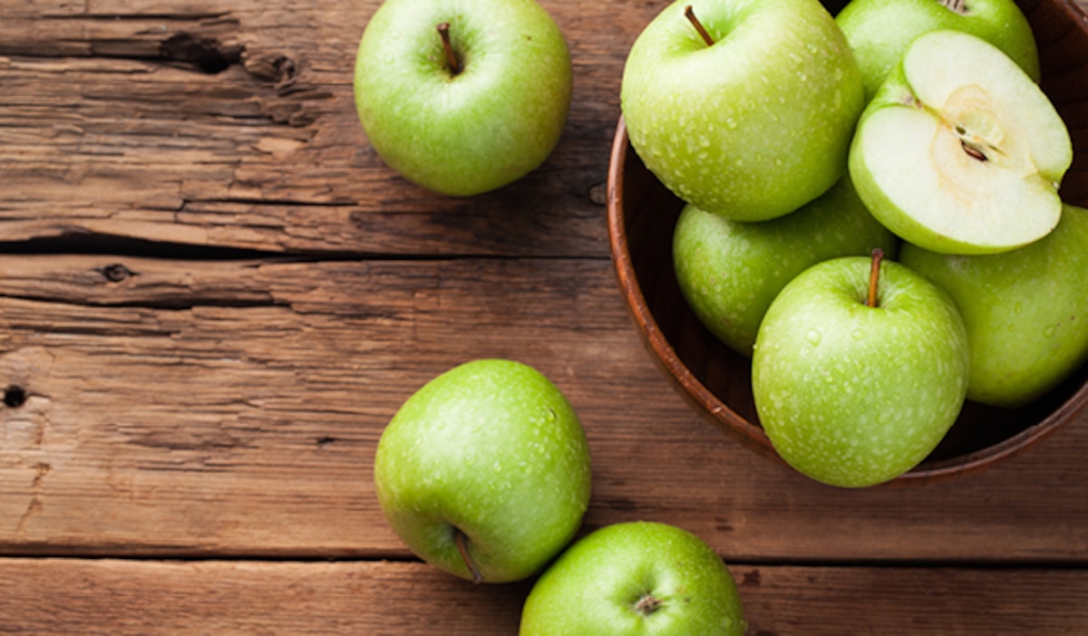 Here's Why Green Apple Is The Super Fruit You Need! | Be Beautiful India